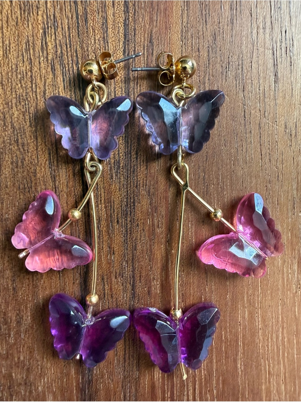 Avon Gold-Tone Drop Earrings with Acrylic Pink & Purple Butterfly Dangling Long